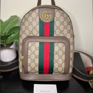 Small Savoy Gucci book bag (repost)